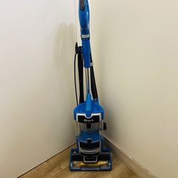 Shark Lift Away Vacuum Cleaner 