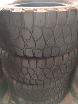 Used tires BFG mud terrain 295 60 20 lt