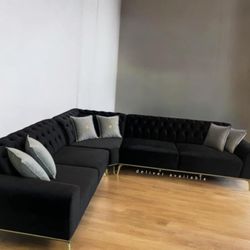 OM• $38 Initial • Brand New Oscar 3 Piece Sectional Black