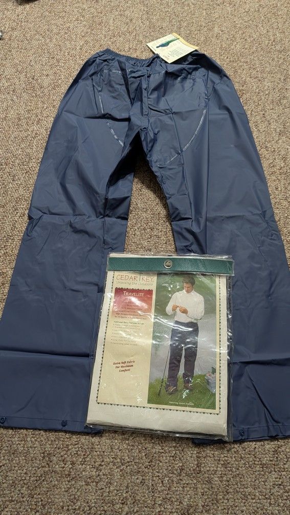 Travelite Pants Size L 20MM PVC/Coated Nylon 100% Waterproof Brand New