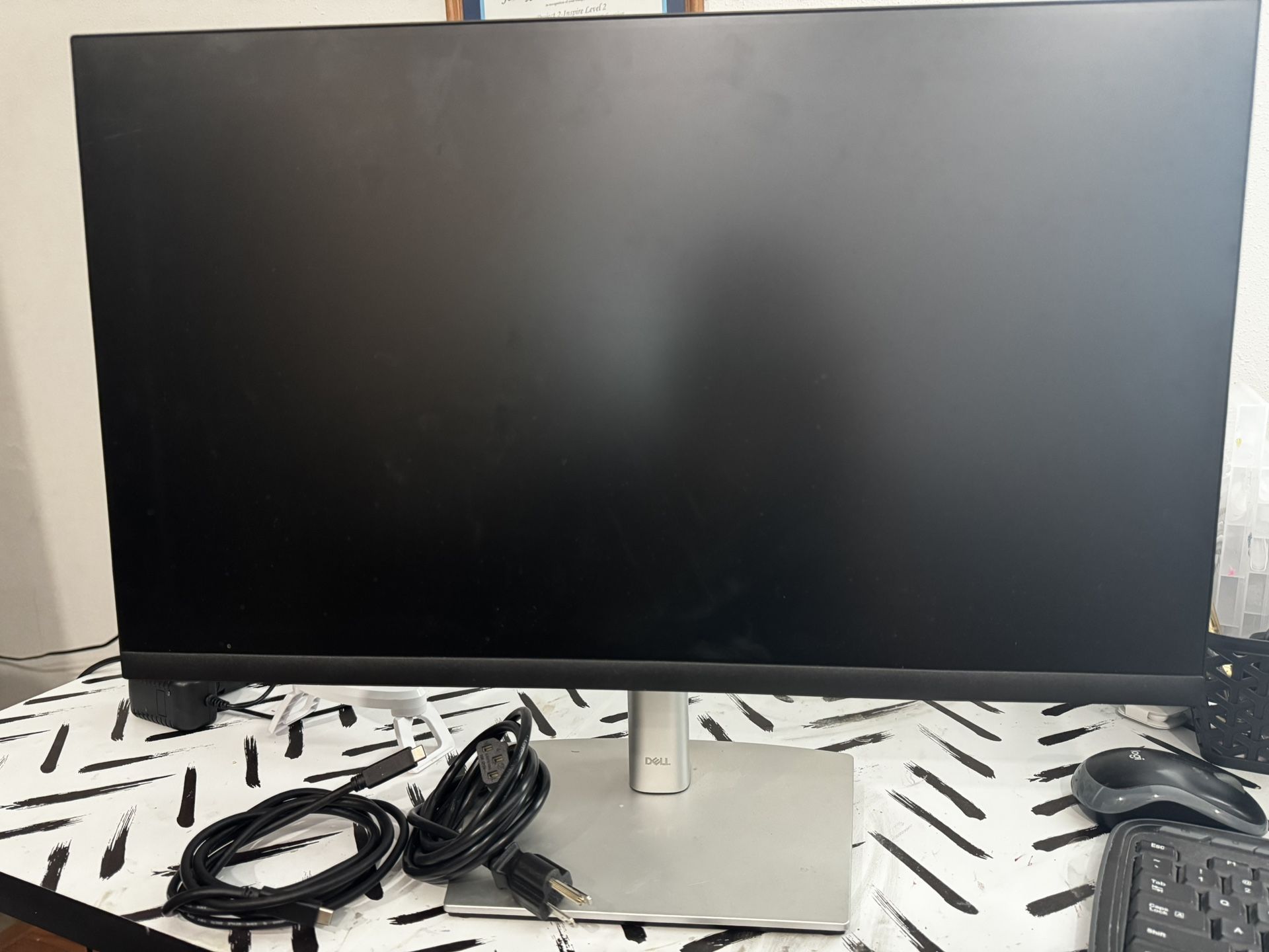 Dell 24 Monitor - P2422HE - Full HD 1080p