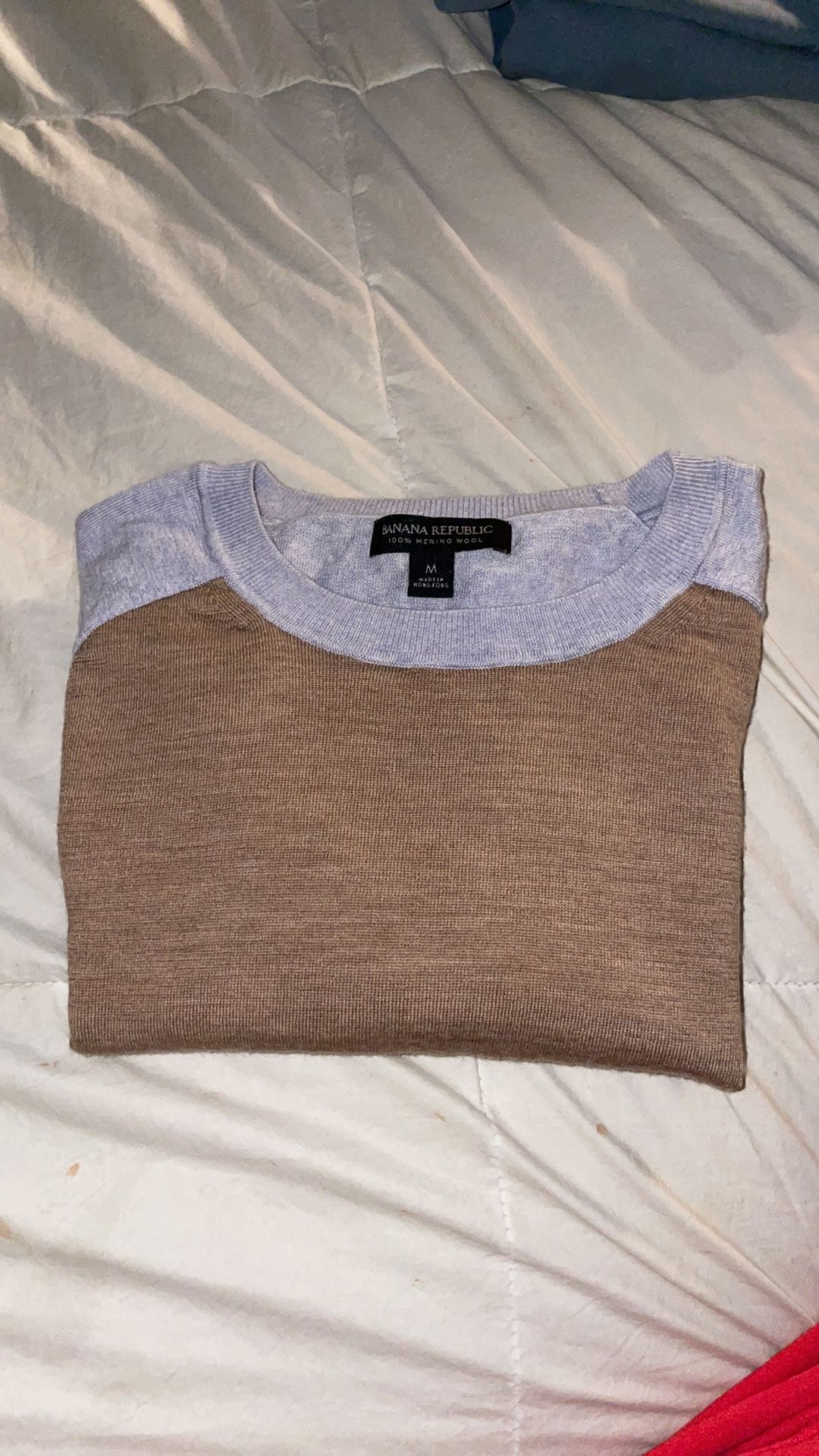 Women Banana Republic 190%Merino wool two tone sweater 2020 edition