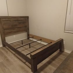 Queen bed Frame and dresser