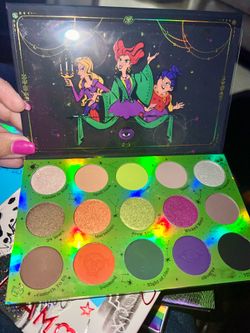 Hocus Pocus 2 Eye Shadow Palette