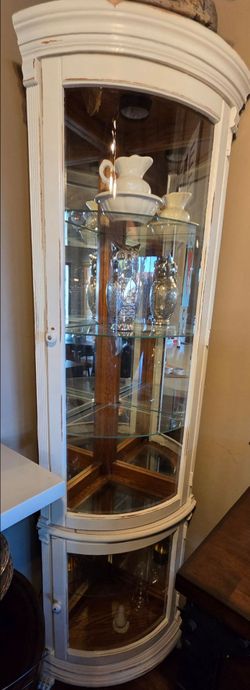Curio Display Cabinet (Corner)