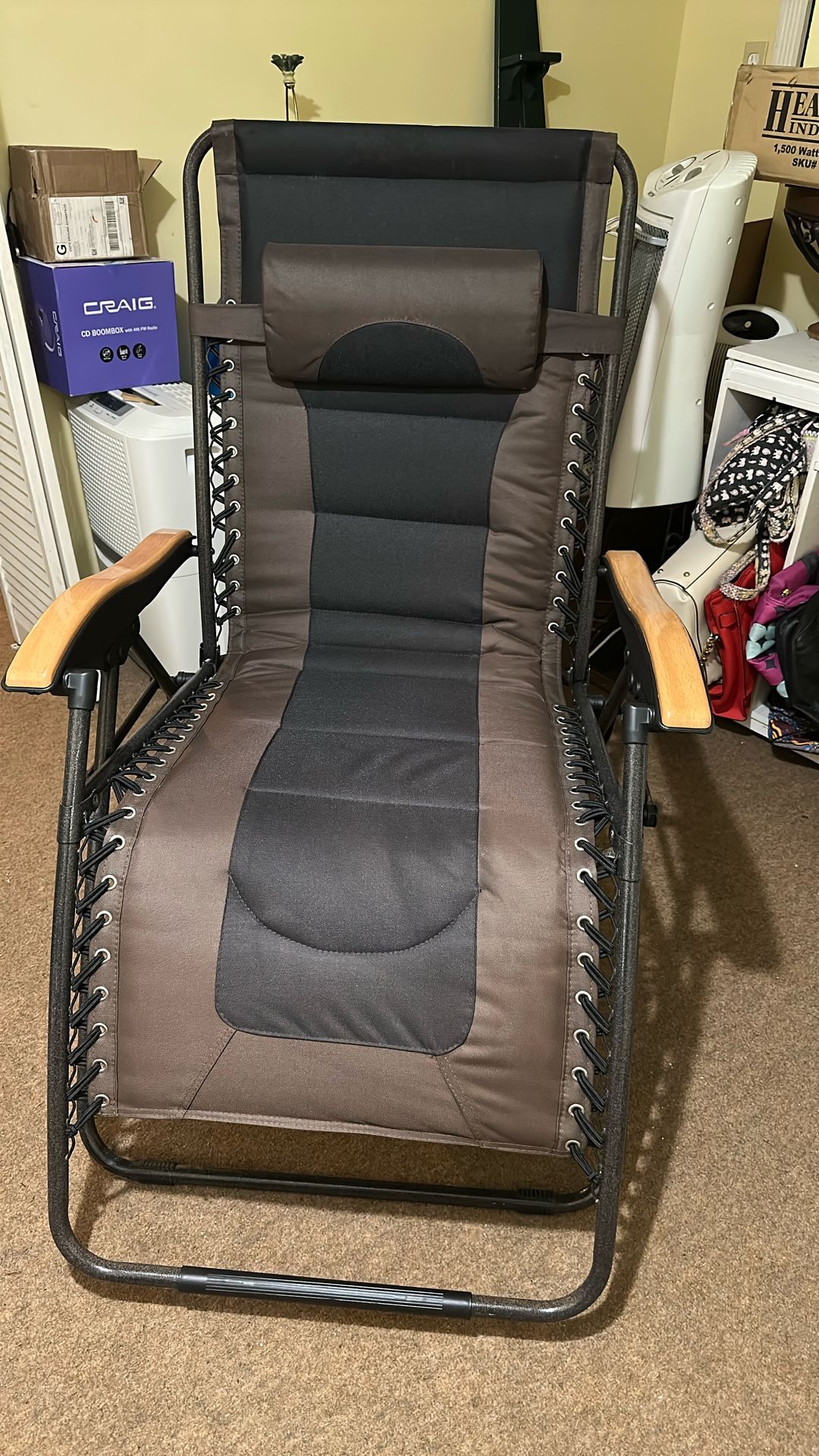 Gravity Oversized Chair