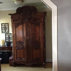 Armoire, Ornate