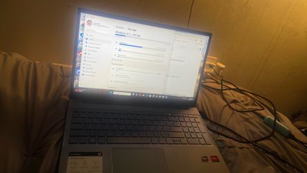 HP Pavillion laptop 16 Gb ram amd ryzen 7 5700u 575gb ssd windows 11