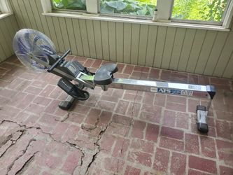 Collapsible Rowing Machine