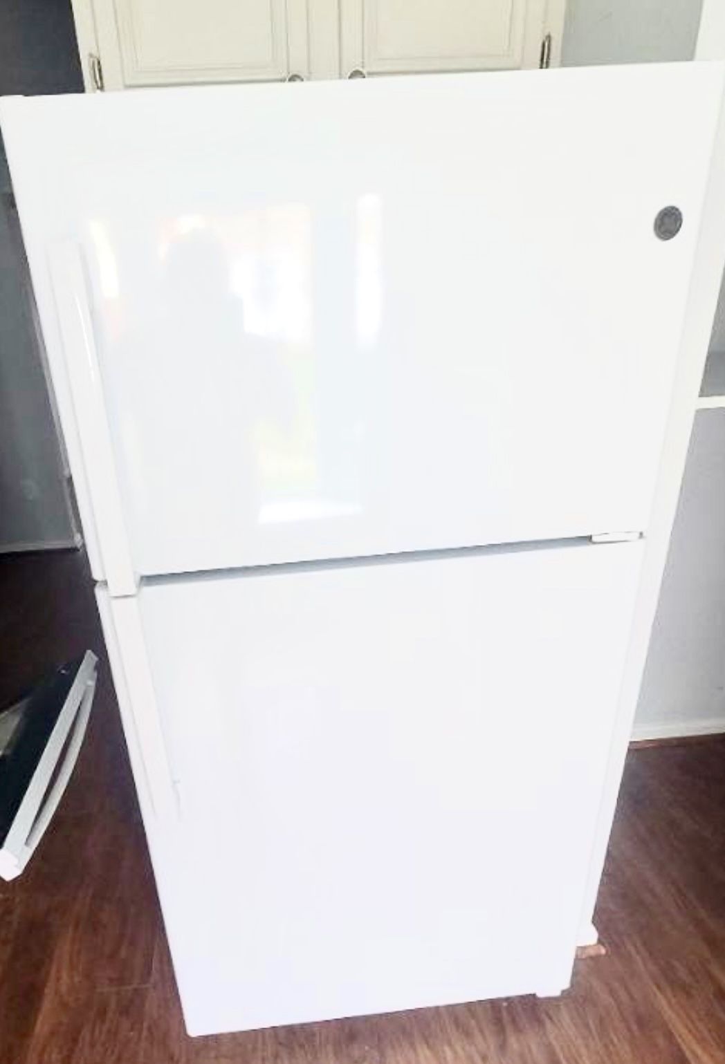 Refrigerator $270