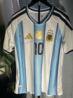 Argentina- Messi with WC patches