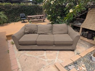 Free XL couch!!!
