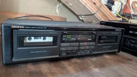 Onkyo dual cassette player good condition tape deck double TA-W202 works well