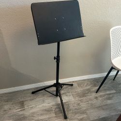 Music stand 
