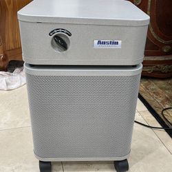 Beautiful Austin Air Purifier - with True HEPA Filter🌷
