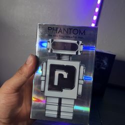 ⸻  🤖 Paco Rabanne Phantom