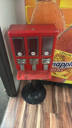 Quarter candy machine
