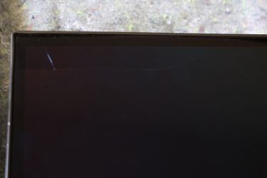 LG C1 OLED 65” Broken / Cracked Screen – Does Not Power On – Parts Only