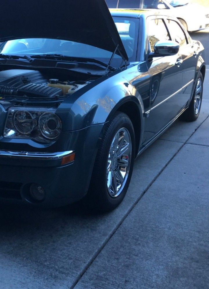 2008 Chrysler 300