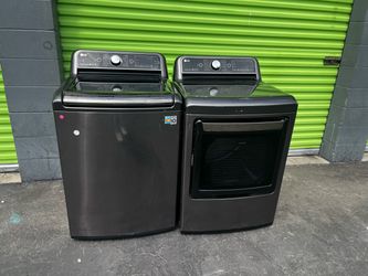 Lg he top load washer and gas dryer set