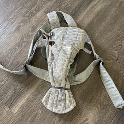 Baby Bjorn Carrier 
