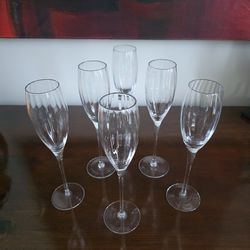 Mikasa - Set of 6 crystal champagne flutes in the 'Arctic Lights' pattern by Mikasa