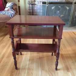 Table / Magazine Rack