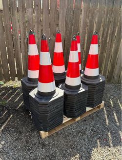 28” Traffic Cones - High Visibility - High Quality Weighted