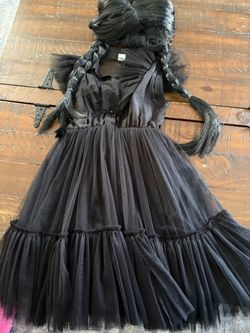 Halloween Girls (Wednesday) costume. 6-7