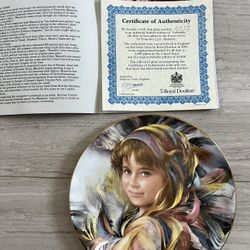 1985 Royal Doulton Encore Series "Gabriella" Francisco Masseria Plate #5219
