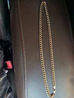 Cuban necklace 10k