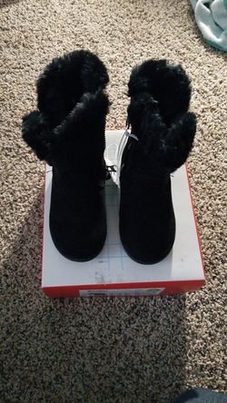 Cat & Jack size 9