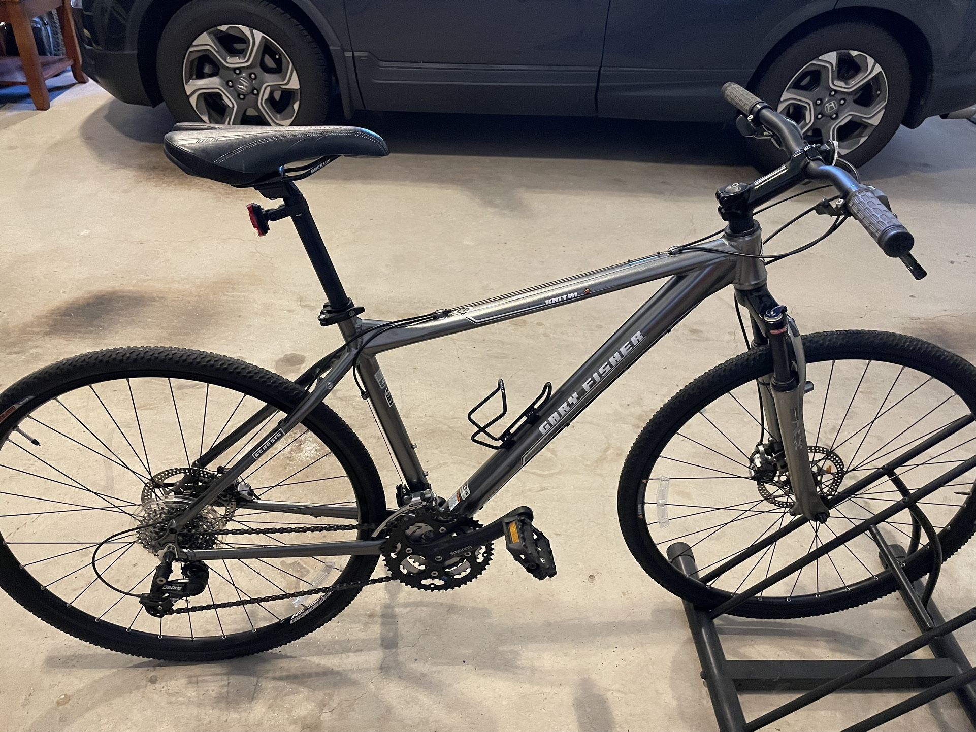 Gary Fisher Katai 19” Men’s Mountain /Hybrid Bike