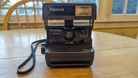Vintage Polaroid Close Up 600 Instant Camera