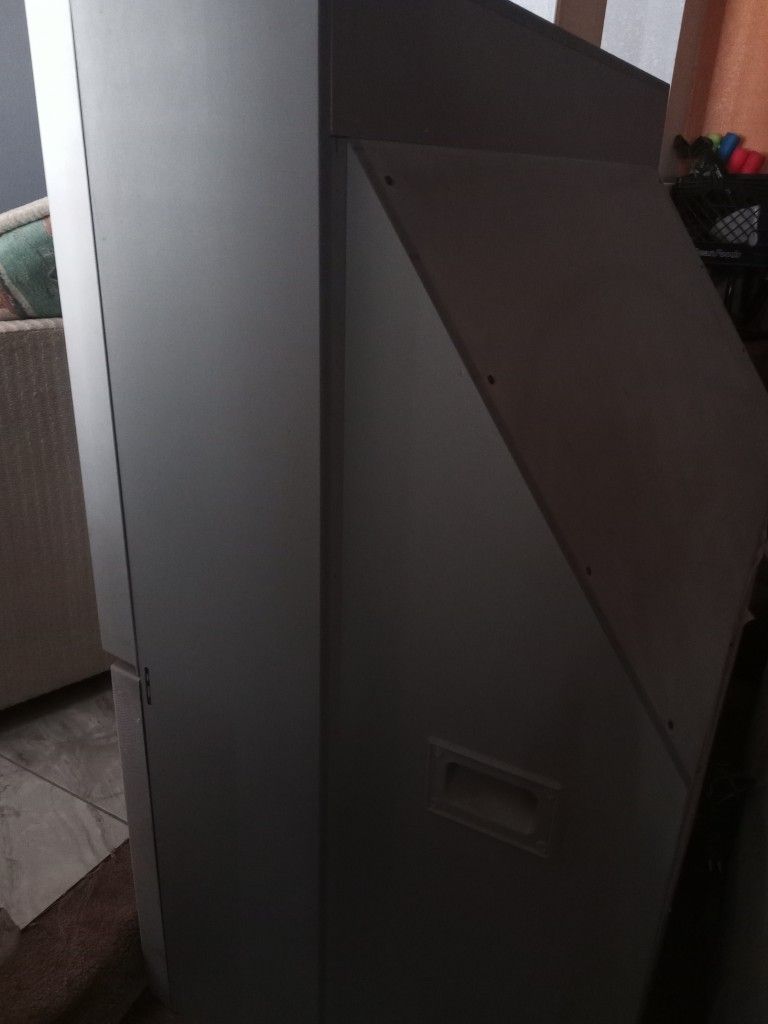 Hitachi 51M200,Silver, 27" TV Monitor