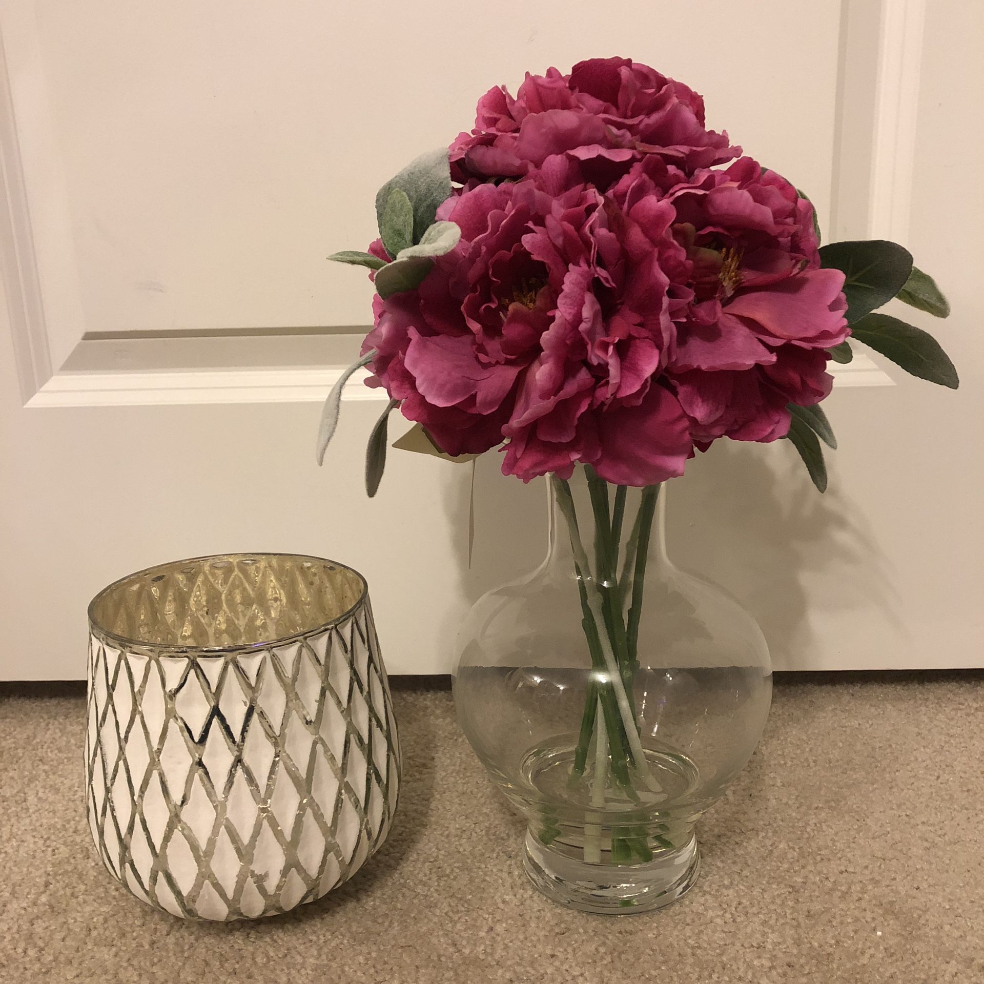 Fake flowers and white vase decor