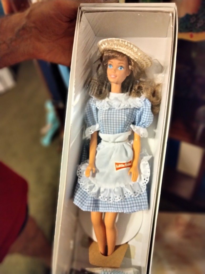Barbie's Vintage Little Debbie Number One And Number Two Perfect In The Box Both Of Them Are $100