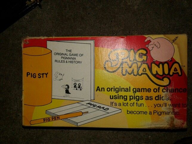 Vintage 1977 Pig Mania Dice Game.