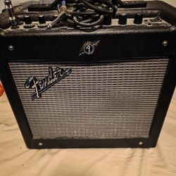 Fender MUSTANG v2 Amp