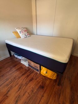 Full-size Memory Foam Mattress with sturdy frame