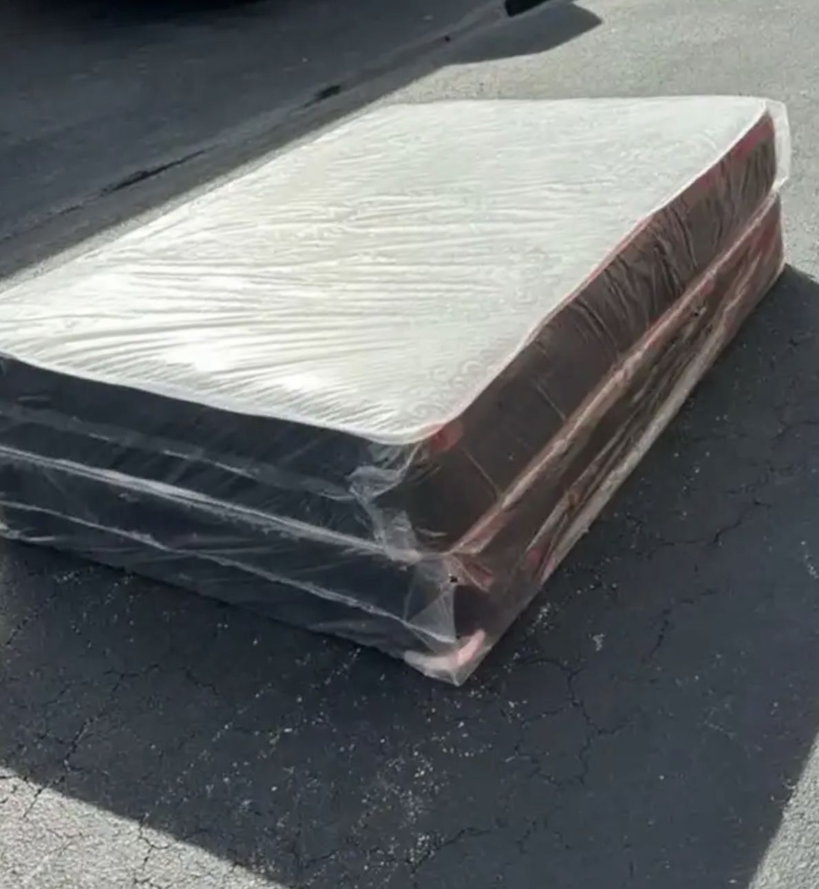NEW FULL SIZE MATTRESS AND BOX SPRING SET // OFFER DELIVERY