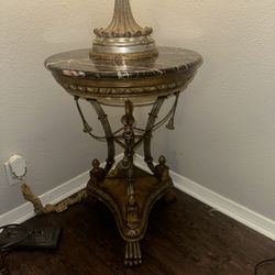 Vtg Italian Hollywood Regency Tassel Gold Iron Round Marble Top Small Side Table