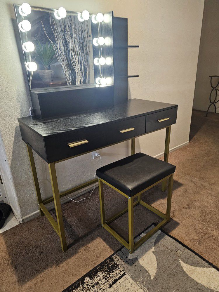 Dresser For Women Black Vanity & Stool Set with LED Lights and Mirror Wide F434


