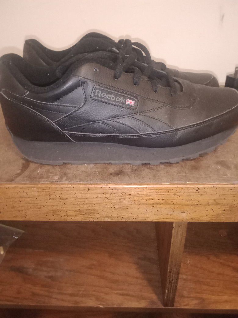 Men's Reebok Classic Size 11 Foot Bed Ortholite for Sale in Haven, CT OfferUp