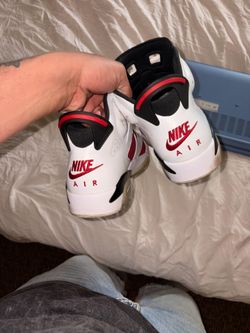 Retro 6 Carmine