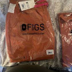 Auburn Colored Figs Scrub Uniform Set Top And Bottom 