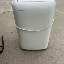 7000 BTU Portable Air Conditioner Cools 350 Sq. Ft. with Dehumidifier 