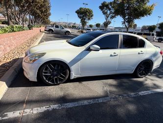 Infinity G37 2013 for SALE!