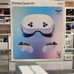 Meta Quest 3S With Batman Game Included