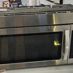 Whirlpool Under Cabinet Microwave 